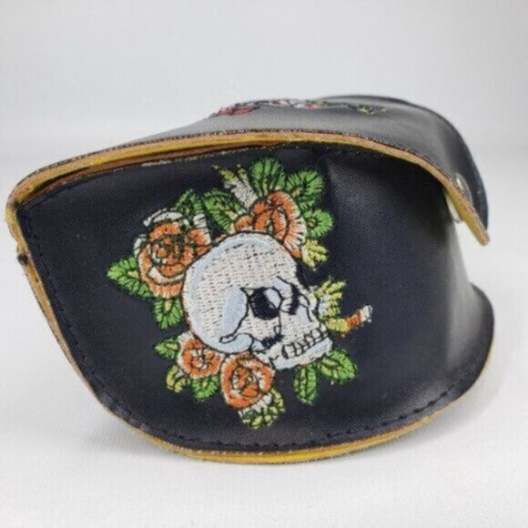 Ed Hardy Eyewear Black Embroidered Sunglass Case Skull Roses Bulldog Clo… - Picture 6 of 15